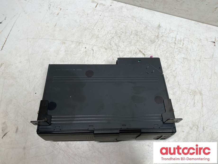Bilstereo CD-veksler til BMW X5 2000-2006 (E53) (E53) (EIRL|65 12 6 908 950|6 908 949-01|)