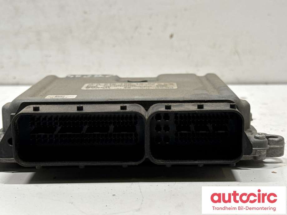 Styreenhet motor til Mercedes Vito/Viano 2004-2010 (Fase 1) (W639) (W639) (BOSCH|A 646 150 10 77|0 281 014 187|)