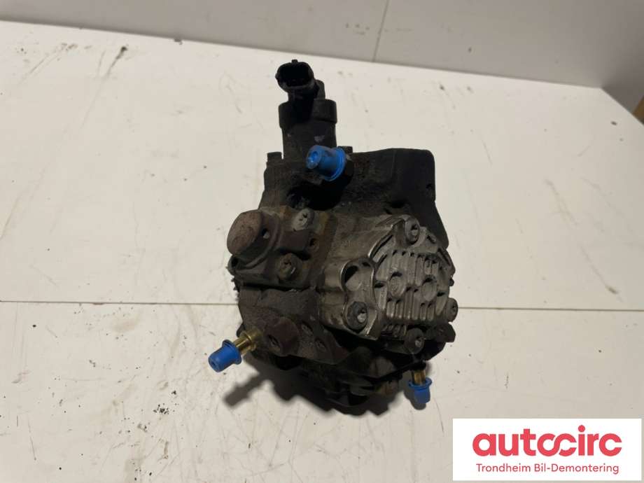 Dieselpumpe til Opel Vivaro A 2006-2014  (BOSCH|93196362|93198624|93197091| 0445010170)