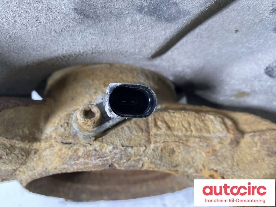 Hjulspindel venstre foran til VW Transporter / Caravelle 2009-2015 (Fase 2) (T5) (T5) (7H8407257C|7H0498611|)