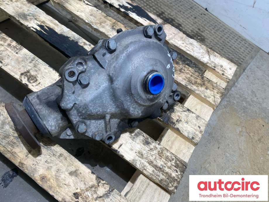 Kardang klokke foran til BMW 5-Serie 2003-2010 (E60/E61) (E60/E61) (31507557374|)