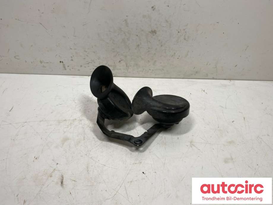 Horn/signalhorn til Tesla Model Y 2021-2024 (Type I) (1622755-00-B|)