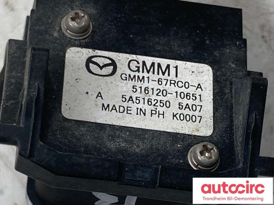 Parkeringskamera bak til Mazda 6 2013-2015 (Type III, Fase 1)  (GMM167RC0A|516120-10651|)
