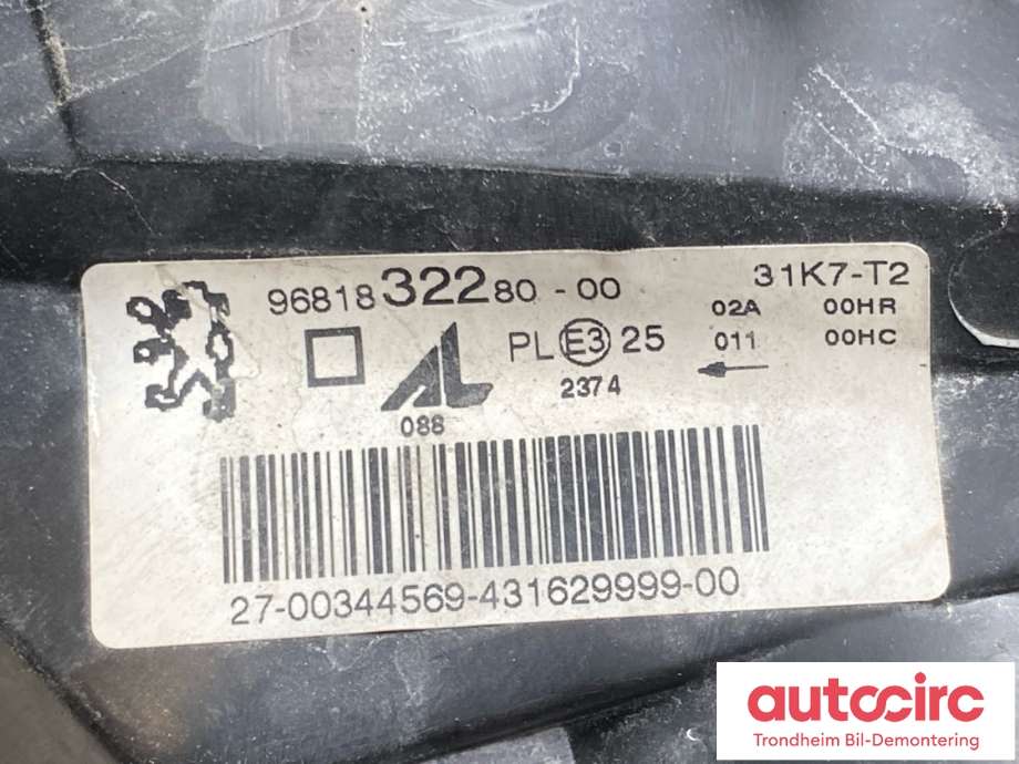 Frontlykt høyre halogen til Peugeot 307 2005-2008 (Fase 2) (AL|6206 86|9681832280|)