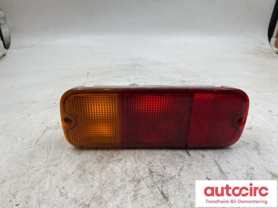 Baklykt fra støtfanger venstre til Suzuki Grand Vitara, XL-7 2001-2007 (3567081A10|)