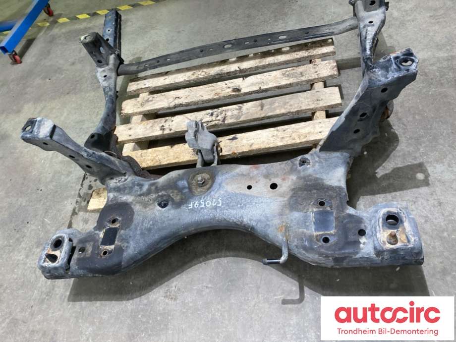 Travers foran hoved til Mazda CX-3 2015-2022  (D10E3480X|)