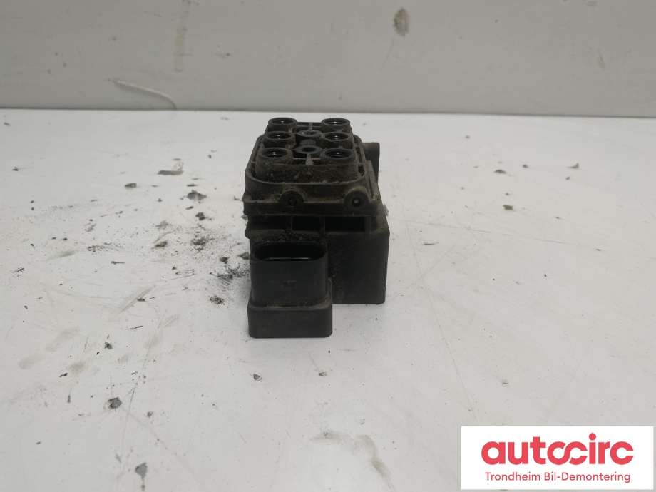 Ventilblokk luftfjæring til Audi Q7 2010-2015 (Type I, Fase 2)  (7L0698014|7L0698014C|)