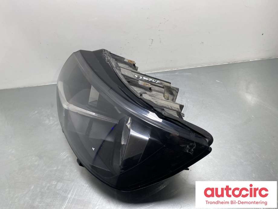Frontlykt venstre halogen til VW Transporter / Caravelle 2015-2019 (T6) (T6) (VALEO|7E1941015AB|7E1 941 015 AD|)