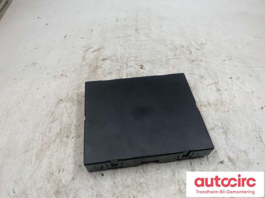 Styreenhet comfort (BCM) til Audi A4 2007-2014 (Type IV) (B8) (B8) (HELLA|8K0907064GE|8K0 907 064 HJ|8K0 907 064 KJ)