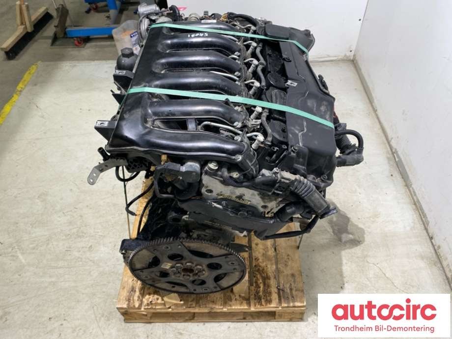 Motor diesel til BMW 5-Serie 2003-2010 (E60/E61) (E60/E61) (11000413752|11000413753|)