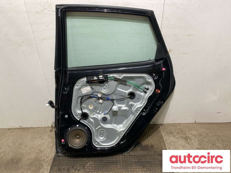 Dør høyre bak til Hyundai i30 2007-2012 (Type I)  (770042R010|)