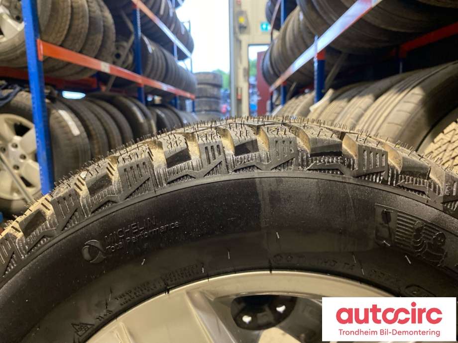 Hjulsett aluminium vinter til VW e-Golf 2017-2020 (Fase 2)  (15 TOMMER|195/65R15 95T EXTRA LOUD|PROD: 2125|7-8MM)