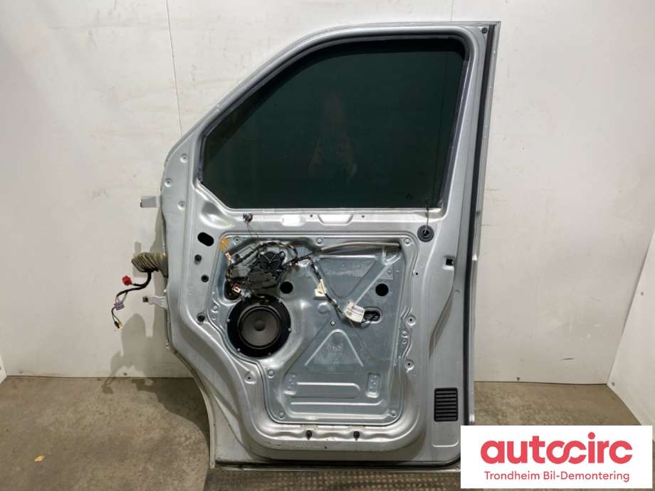 Dør høyre foran til VW Transporter / Caravelle 2015-2019 (T6) (T6) (7E5831056E|7E5831056C|)