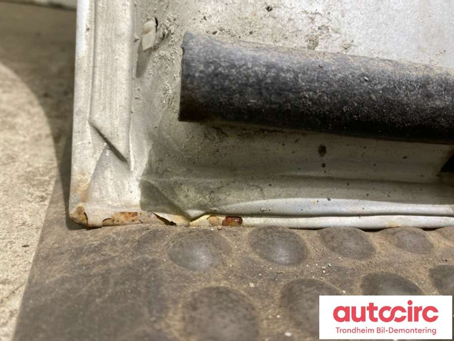 Dør høyre foran til VW Transporter / Caravelle 2015-2019 (T6) (T6) (7E5831056E|7E5831056C|)