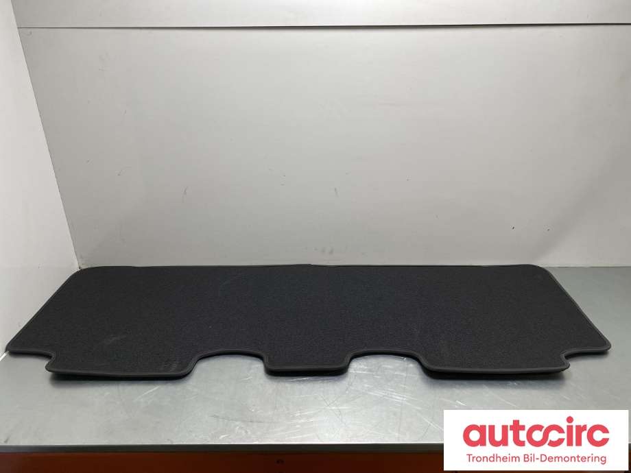Gulvmatte sett til Tesla Model Y 2021-2024 (Type I)  (1493064-00-C|1493064-00-D|1855221-00-A)