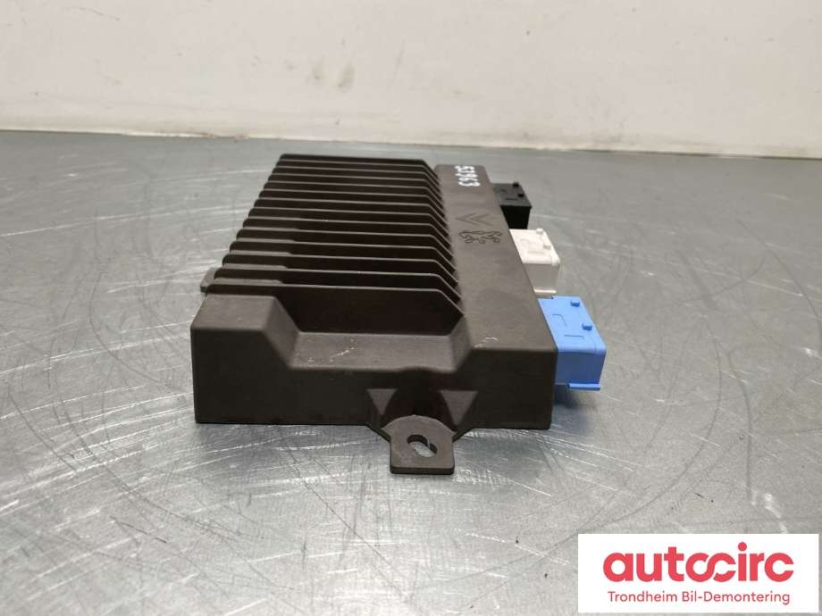 Bilstereo forsterker til Peugeot 308 2013-2021 (Type II)  (9822761480|1623498480|1634199680)