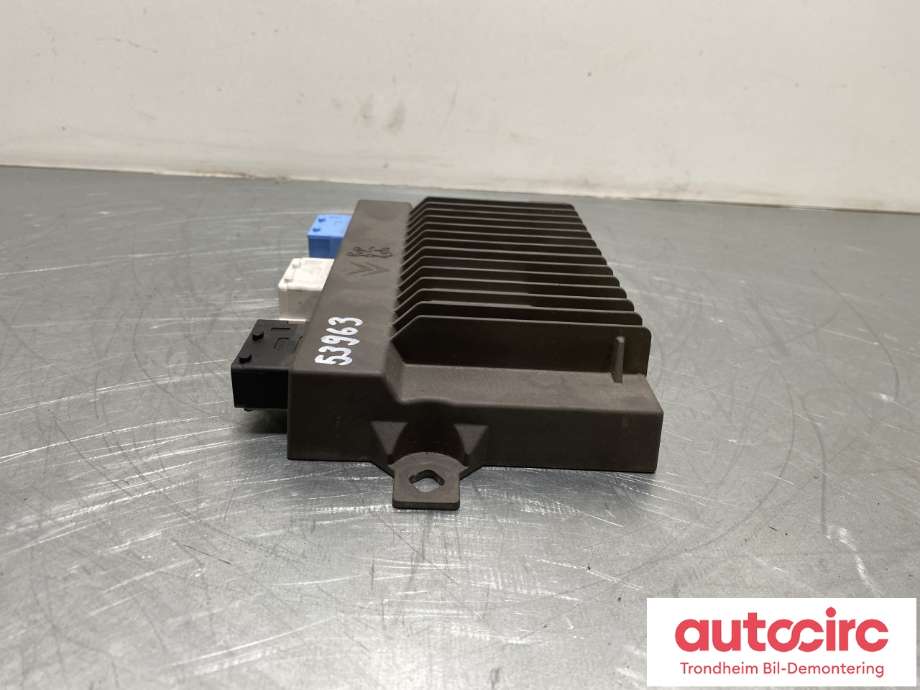Bilstereo forsterker til Peugeot 308 2013-2021 (Type II)  (9822761480|1623498480|1634199680)