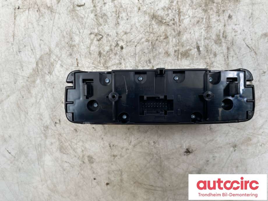 Bryter diverse til Mercedes EQS SUV 2022-->> (X296) (X296) (A2979004912|)