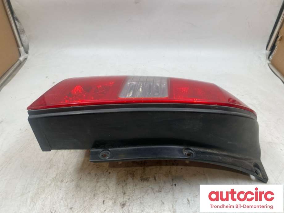 Baklykt venstre til Hyundai Tucson 2003-2009  (924012E010|92401-2E010|924012E0)