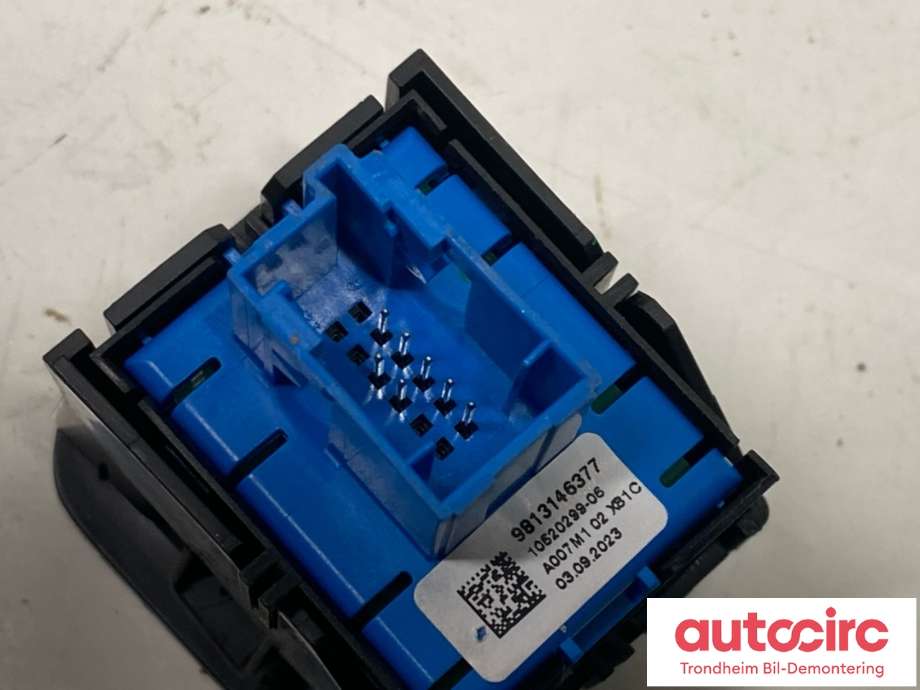 Bryter elektrisk håndbrekk/parkbrems til Toyota Proace City 2020-->> (SU001A9525|)
