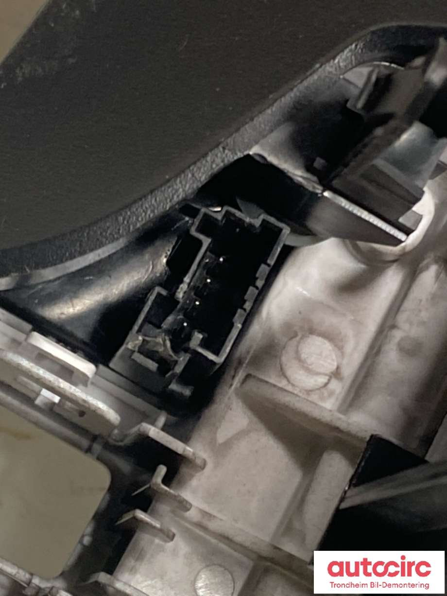 Bilstereo navigasjon til Toyota Proace City 2020-->>  (SU001B1546|)