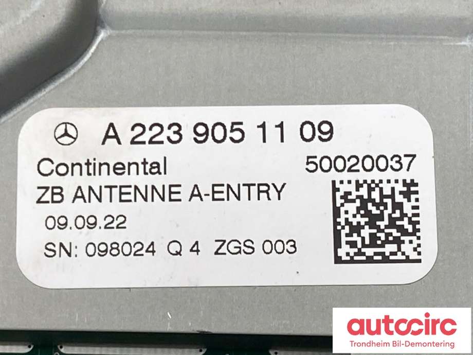Antenne forsterker til Mercedes EQS SUV 2022-->> (X296) (X296) (A2239051109|A2239055414|)