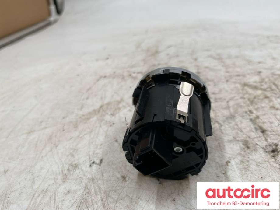 Bryter lys til Mercedes EQS SUV 2022-->> (X296) (X296) (A 223 905 20 03|A 223 905 20 03  9E93|)