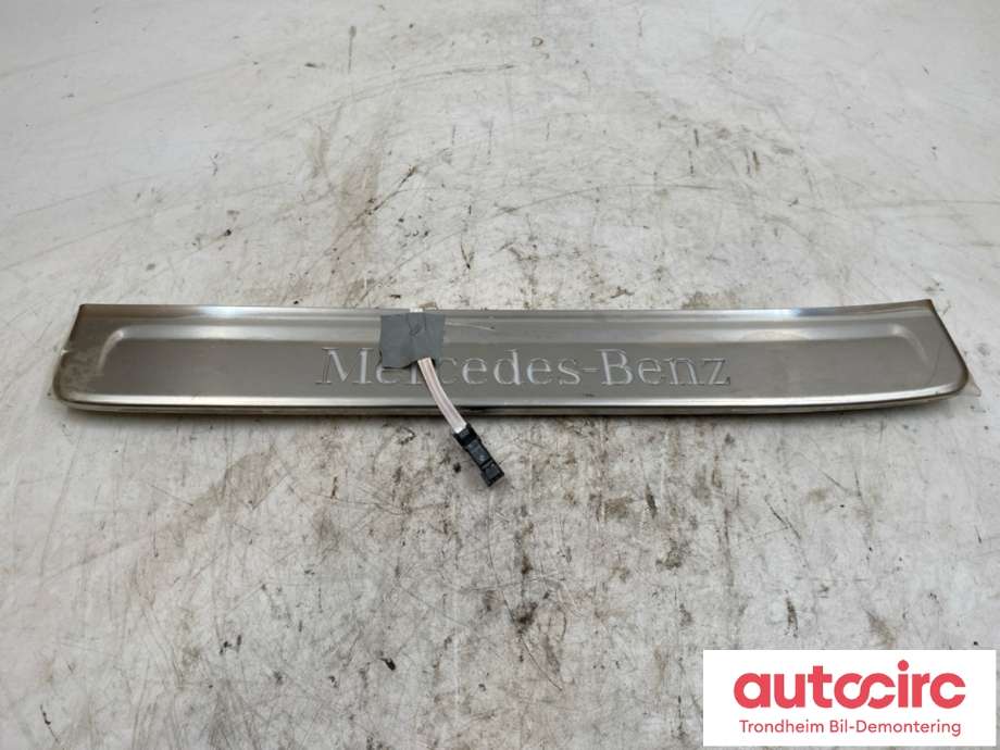 Lister til Mercedes EQS SUV, 2022-->> (X296) (X296) (VENSTRE BAK|A2966809102)