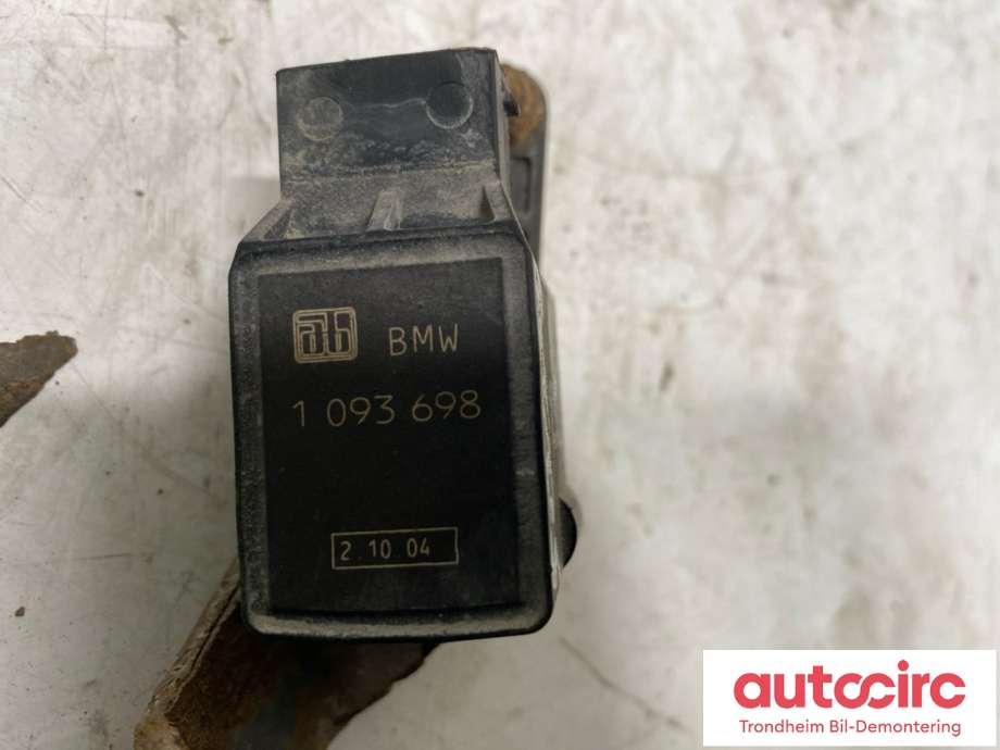 Sensor nivå, venstre bak til BMW X3 2003-2006 (Fase 1) (E83) (E83) (37 14 6 784 697|1 093 698|)