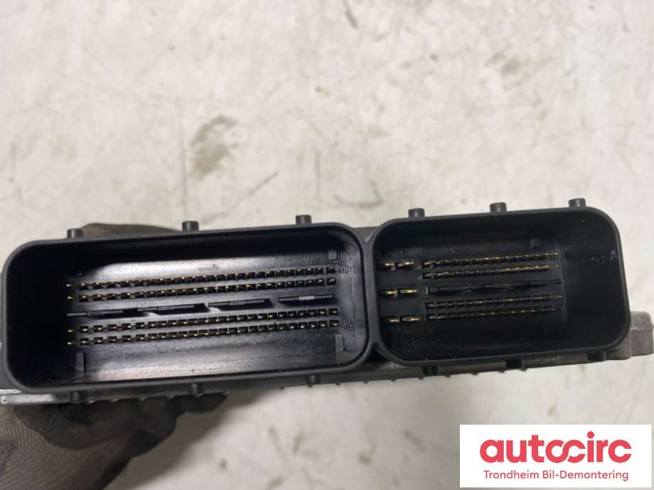 Styreenhet motor til Mercedes E-Klasse 2002-2006 (Fase 1) (W211) (W211) (BOSCH|A 642 150 15 91|A 642 150 40 79|)