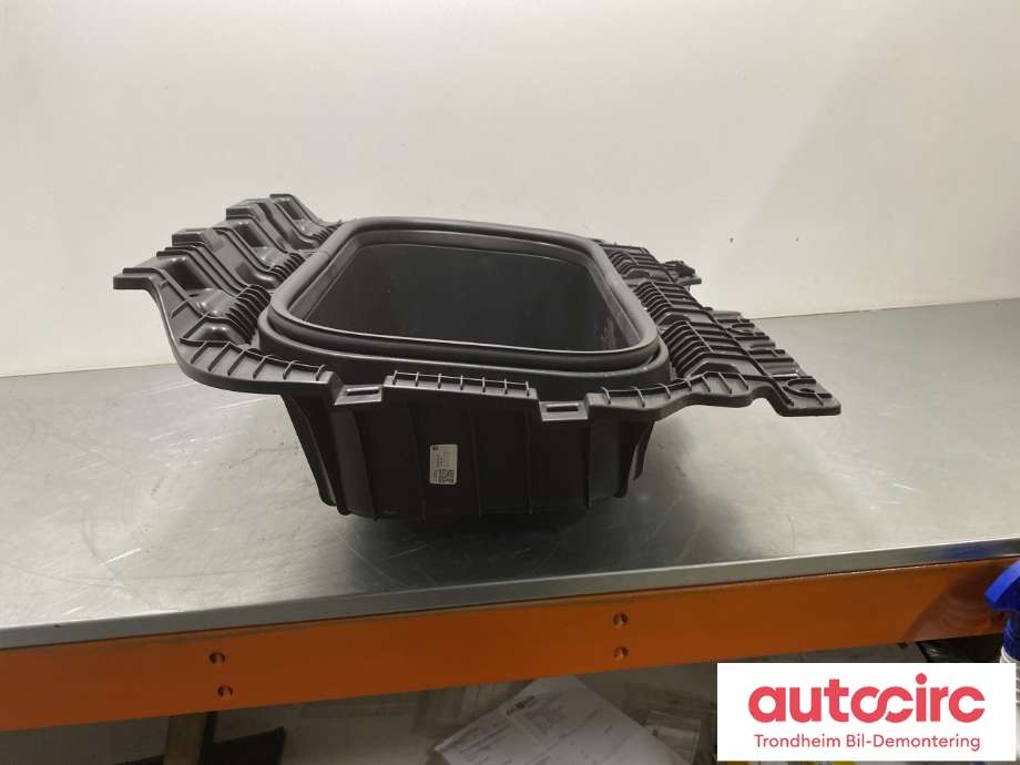 Panserrom deksel (Frunk Cover) til Kia EV3 2025-->> (86710EV000|)