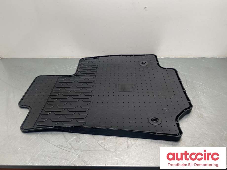 Gulvmatte sett til Kia EV3 2025-->>  (NO PART ID|)