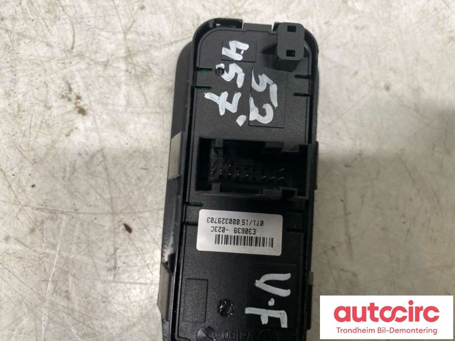 Bryter ruteheis førerdørspanel til Citroën Jumpy 2007-2016 (Type II)  (VALEO|6490 P4|)