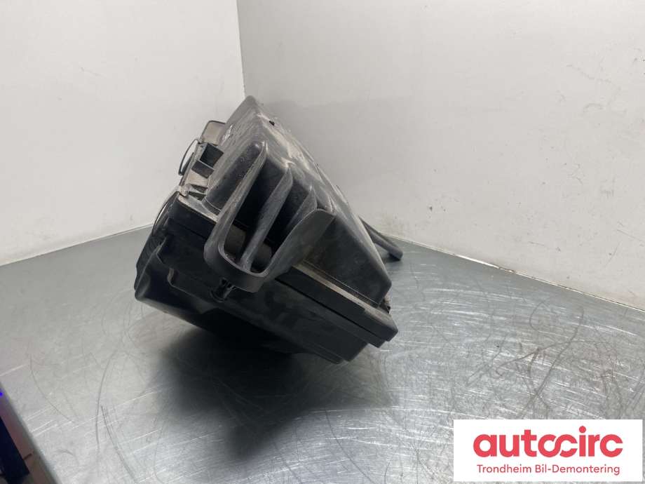 Luftfilterboks til BMW 3-Serie 2012-2018 (F30/F31/F34) (F30/F31/F34) (13 71 8 507 313|)