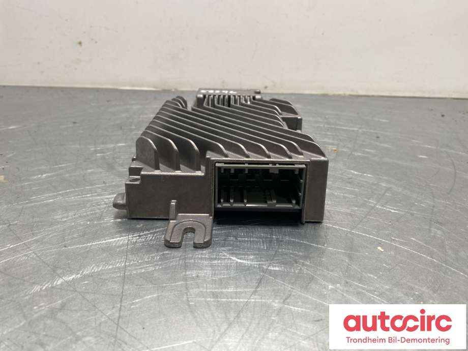 Bilstereo forsterker til BMW 3-Serie 2018-->> (G20) (G20) (HARMAN|8 720 174 01|65 12 8 720 174 01|)