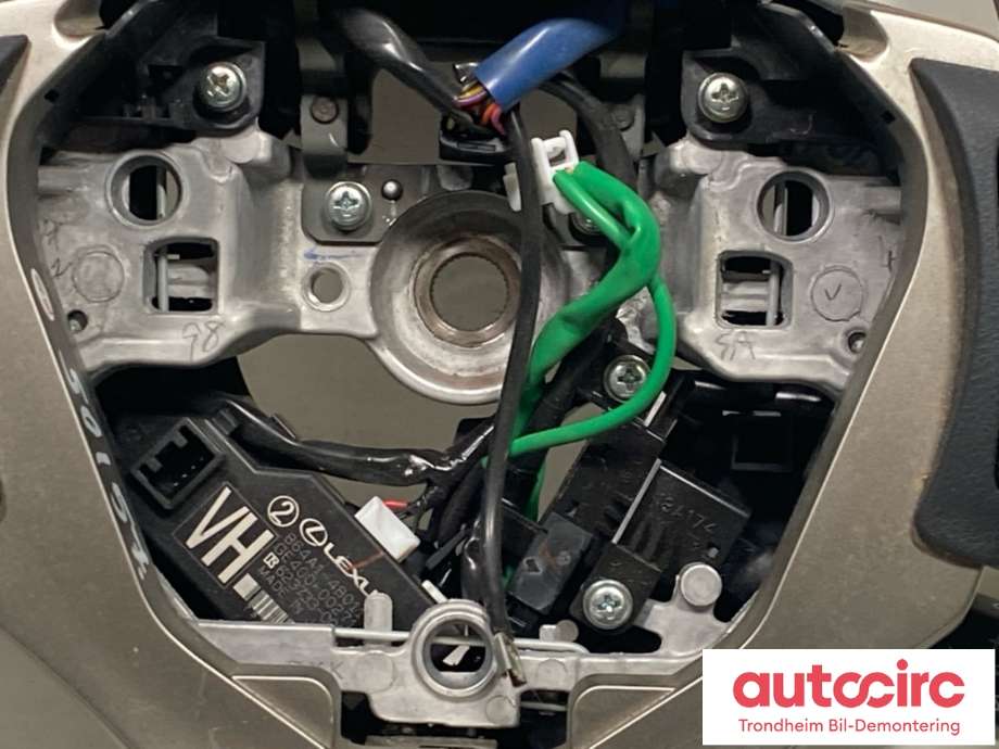 Ratt til Lexus NX 2014-2021 (Type I) (AZ10) (AZ10) (4510076140|4510078060|)