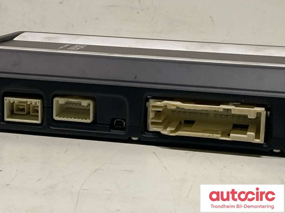 Bilstereo forsterker til Lexus NX 2014-2021 (Type I) (AZ10) (AZ10) (MARK LEVINSON|8628078110|862800WE62|)