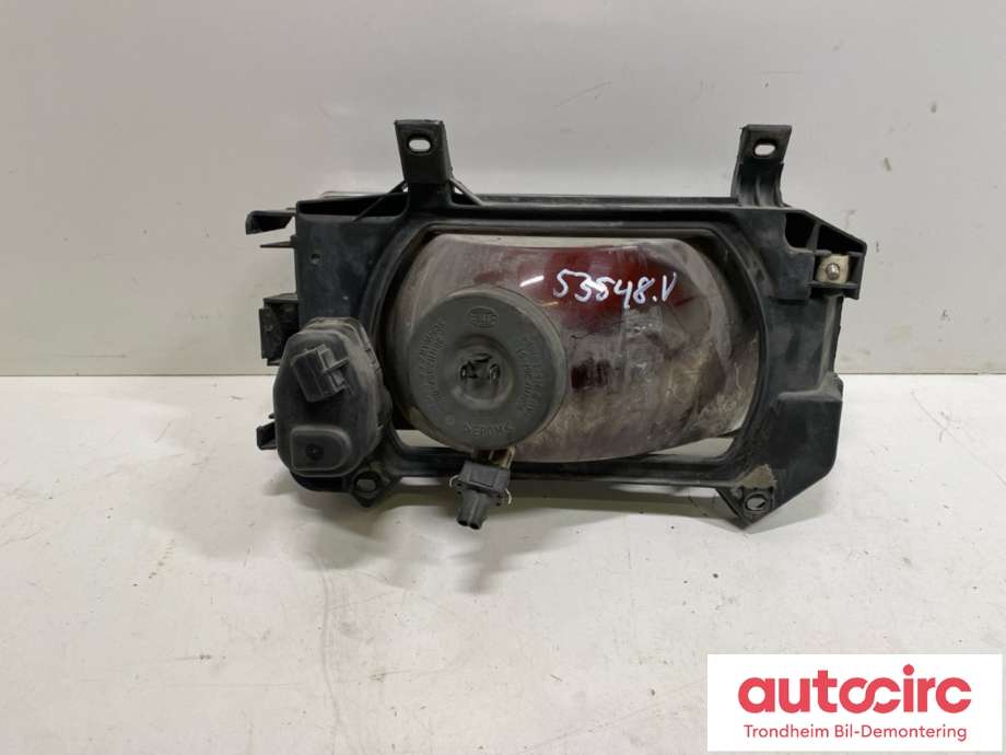 Frontlykt venstre halogen til VW Transporter / Caravelle 1990-2003 (T4) (T4) (C 701 941 017|702 941 017|)
