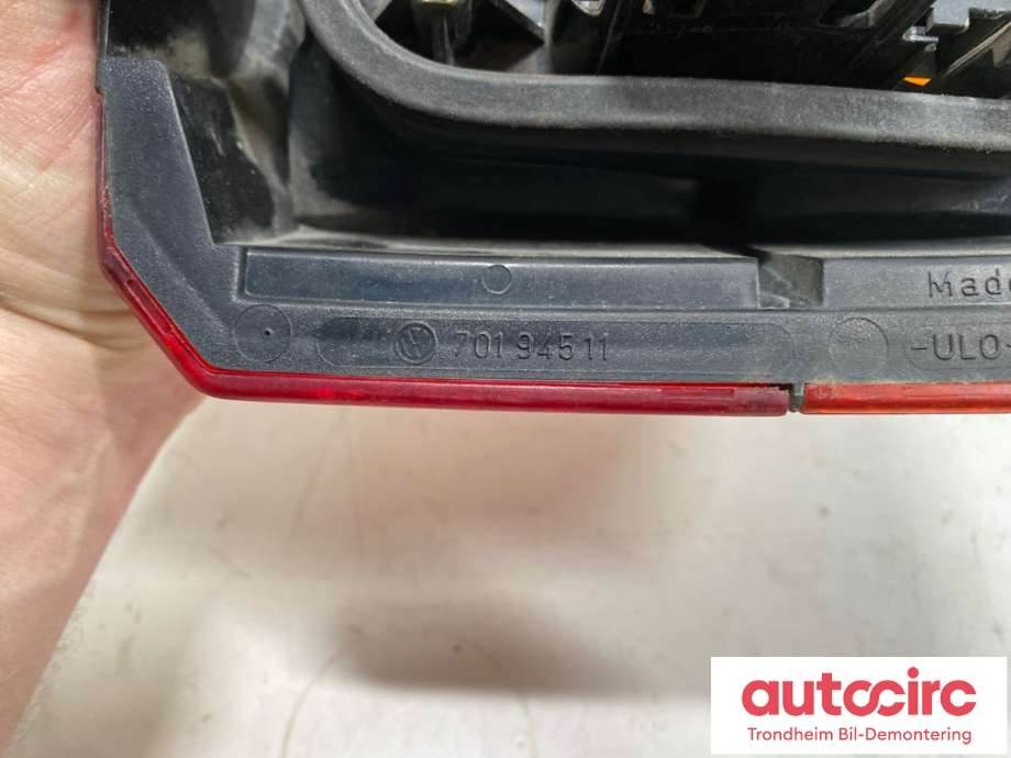 Baklykt høyre til VW Transporter / Caravelle 1990-2003 (T4) (T4) (701 945 096|)