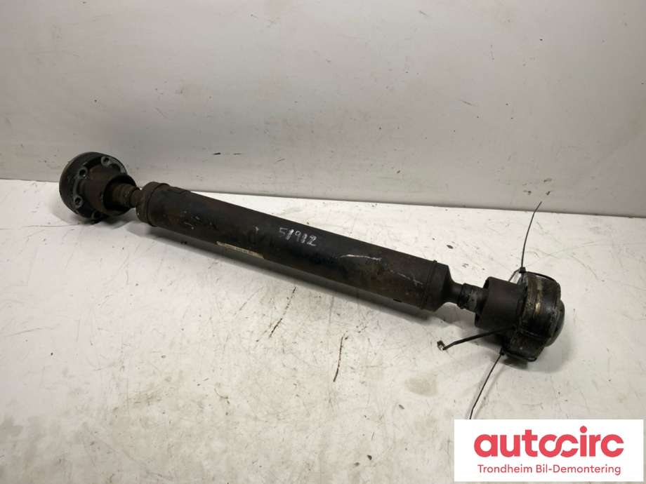 Mellomaksel fremre til Mercedes ML 2005-2011 (W164) (W164) (A 164 410 0501|)