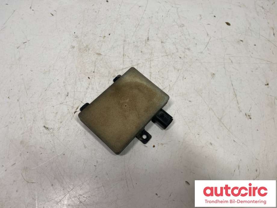 Sensor blindsone til Hyundai Ioniq Hybrid 2016-2019 (Fase 1)  (VENSTRE BAK|95811G2000|)