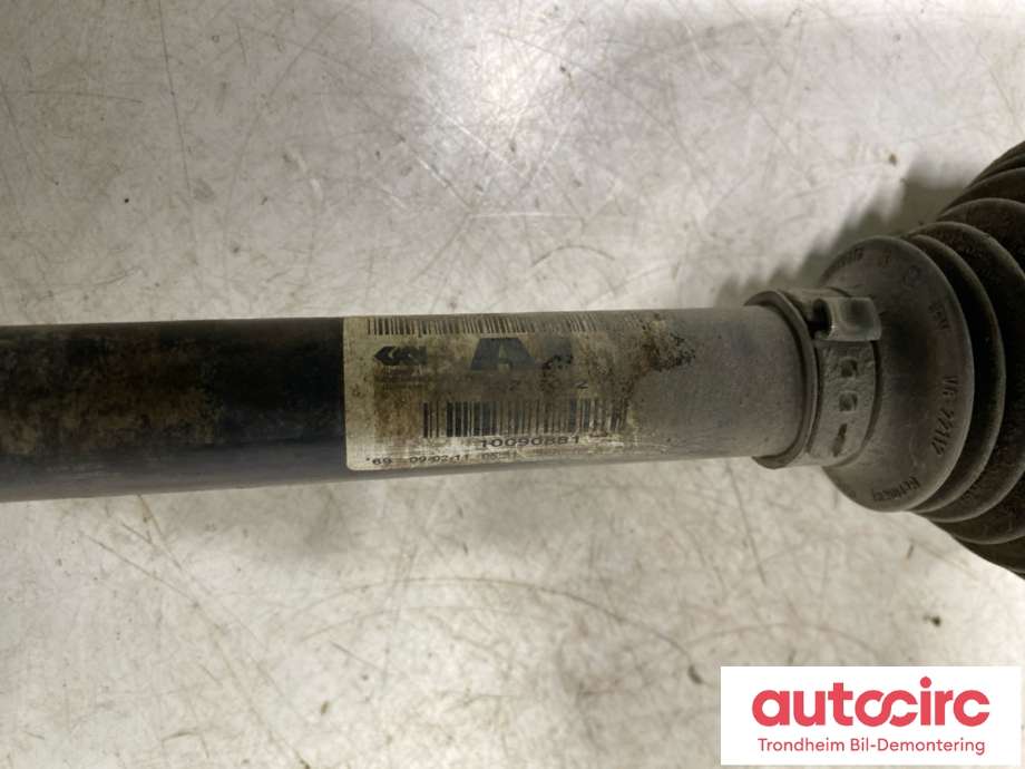 Drivaksel høyre foran, diesel/manuell til Opel Insignia A 2009-2014  (22830707|95520545|95524444)