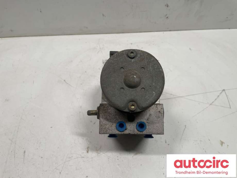 ABS sentral til Toyota Avensis 1997-2000 (Type I, Fase 1)  (4405005010|)