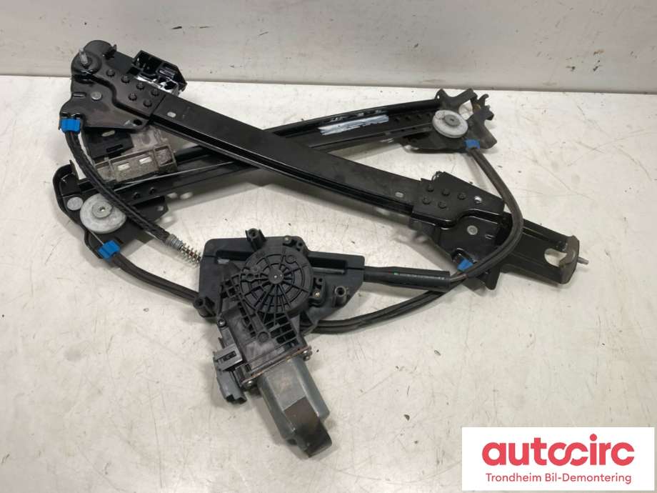 Ruteheis høyre bak til Tesla Model S 2013-2016 (Fase 1)  (6006377-00-G|402595F| 6006377-00-I| 6006377-00-F| 6006377-00-K| 6006377-00-L|)