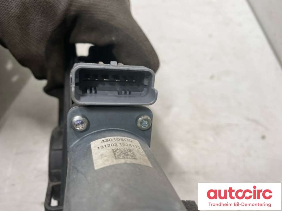 Ruteheis høyre bak til Tesla Model S 2013-2016 (Fase 1)  (6006377-00-G|402595F| 6006377-00-I| 6006377-00-F| 6006377-00-K| 6006377-00-L|)