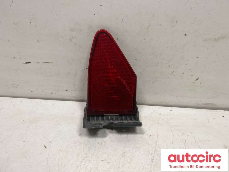 Refleksplate til Tesla Model S 2013-2016 (Fase 1) (1022421-00-C|1022421-00-A|1022421-00-B)