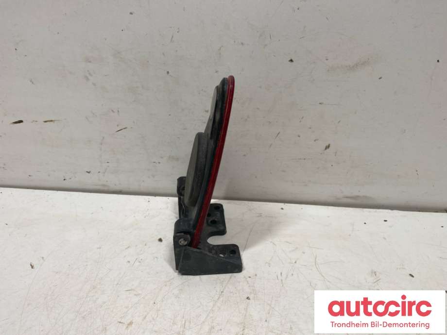 Refleksplate til Tesla Model S 2013-2016 (Fase 1) (1022421-00-C|1022421-00-A|1022421-00-B)