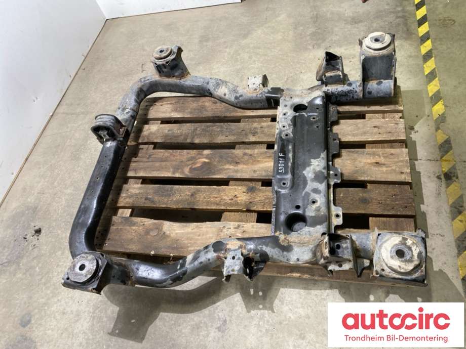 Travers foran hoved til VW Transporter / Caravelle 2015-2019 (T6) (T6) (7E0499029H|)