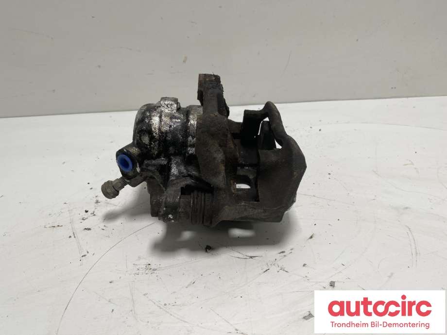 Bremsecaliper høyre foran til Mercedes 190 1984-1993 (W201) (W201) (A 000 420 51 83|A 000 420 53 83|)