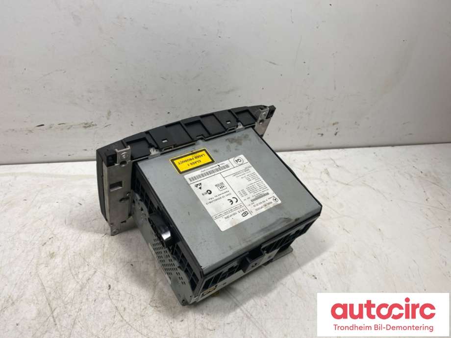 Bilstereo til Mercedes Vito/Viano 2010-2014 (Fase 2) (W639) (W639) (A1699002000|MF2830|A1699010700)